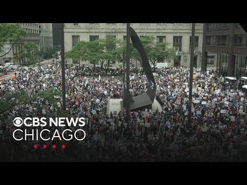 Juneteenth flag raising ceremony in downtown Chicago | Full Ceremony