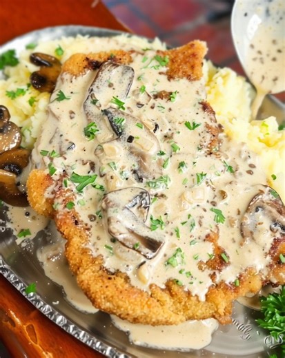 I used to make this schnitzel a lot in Germany. It is a family favorite, the meat is very tender. Recipe in First Coʍmеոτ 👇 | Easy Recipes
