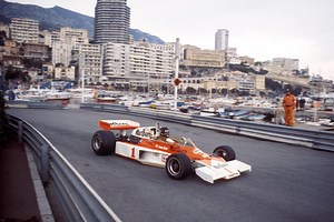 Motorsport icon given moving tribute by F1 title challengers