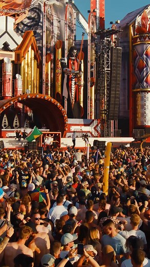 Somewhere over the rainbow, high above, the Holy Grounds await. Answer the call and relive 25 Years of Hardstyle, featuring all the legends who shaped our legacy. The Defqon.1 Legends | 25 Years of Hardstyle set is now available on the Q-dance YouTube channel via: bit.ly/DQ1-Legends25YearsofHardstyleFB #defqon1 | Defqon.1