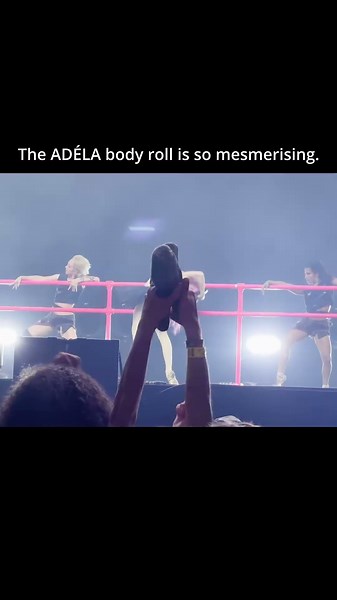 ADÉLA really makes this look way too easy. 😭