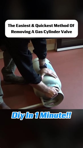 The Easiest & Quickest Method Of Removing A Gas Cylinder Valve Diy In 1 Minute!! #diy #propane #tanks #cheap #prepper
