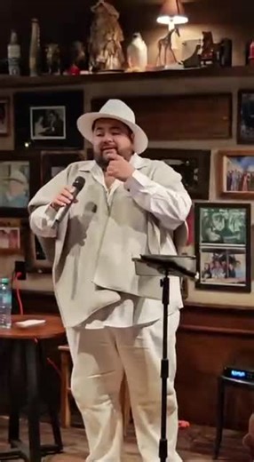 Discover the Art of Opera with Tenor Oskar Guiot