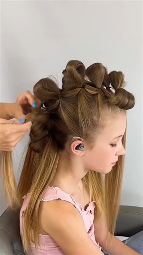 How To Do A Mohawk Hairstyle | Sweethearts Hair