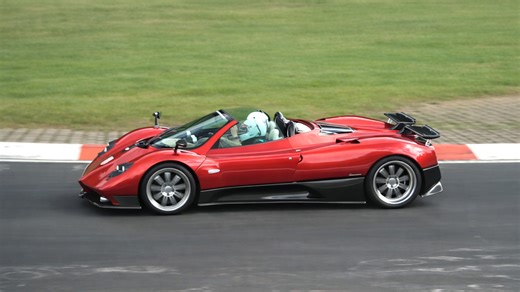 Exotic Italian machines pushing limits at the Nürburgring