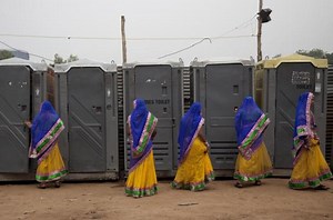 India’s toilet issue remains despite promise