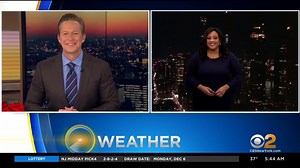 WAKE-UP WEATHER: After yesterday's mild temperatures, we're in for a frigid Tuesday. CBS2's Elise Finch has your latest forecast and more on the snow heading our way. https://cbsloc.al/3xRKNGE | CBS New York