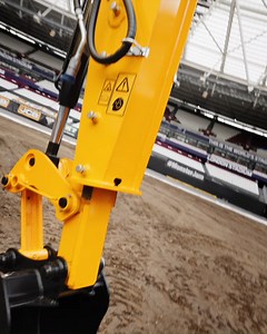 45K views · 694 reactions | Practise makes perfect. The #JCB Dancing Diggers perfecting their performance at Monster Jam in the London Stadium. | JCB | Facebook