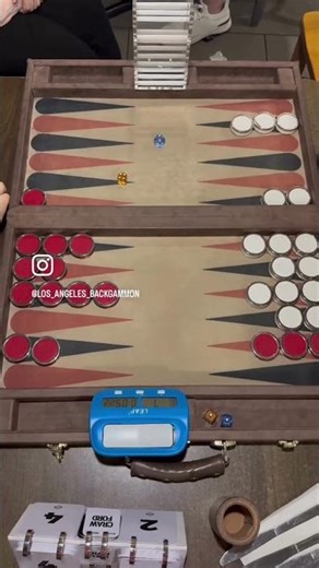 Gus vs Bijan - EPIC #Backgammon CLASH [Erhan board]! 🎲🎲