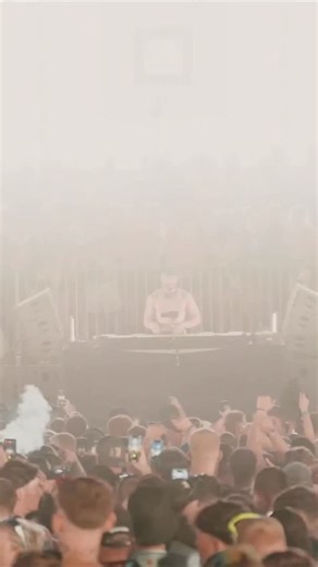 “ROUND N ROUND” IS OUT NOW ⚔️ @stormmusic__ | Revive Records