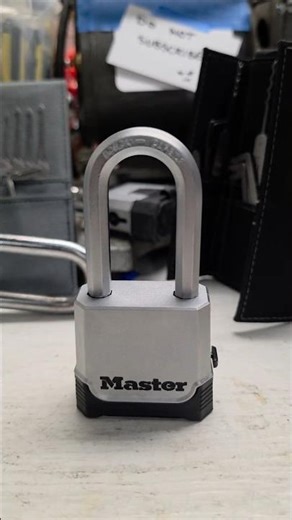 Picking a MasterLock padlock package #lockpicking #leverlockpicking #foryou