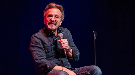 The 20 Best Podcasts of 2025