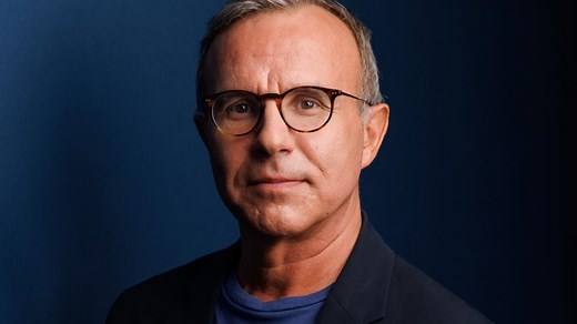 Philippe Besson : « J’ai essayé d’éveiller les consciences » ****