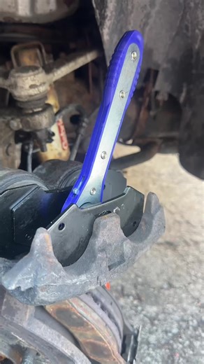 Essential Caliper Push-Back Tool for Brake Maintenance