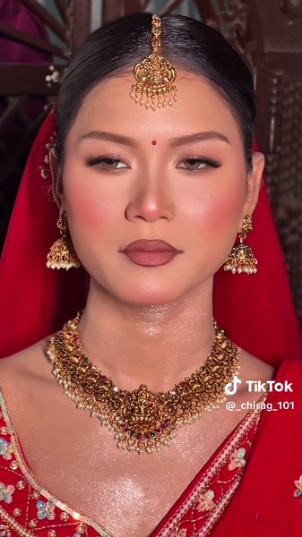 Minimal sublte makeup look for beautiful bride 🤌🏻💗 by Chirag .. #fyp #viral #tiktokpakistanofficial #tiktoknepal #chiragmakeupartist #chiragbridalmakeup