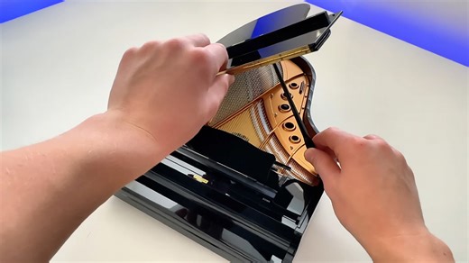 Testing a $600 mini grand piano: World’s smallest instrument performance