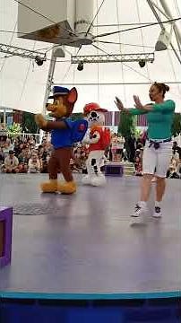 Paw Patrol. SeaWorld Gold Coast. Live show. Chase and Marshall dance