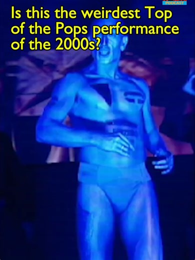 Anyone else have nightmares about the silver man from this Armand van Helden Top of the Pops performance from 2000? I feel a lot of nostalgia about the fact that ToTP would give you these random weird moments alongside the pop music #2000smusic #2000sthrowback #2000s