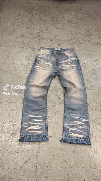 Stylish Denim Pants Outfits for Women