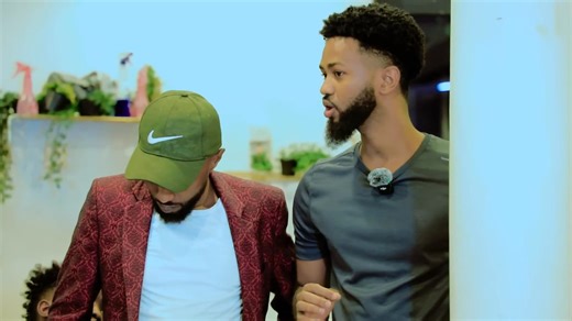 40K views · 1.8K reactions | KADIB BUUQ BADAN DHEXDEENA KA DHASHAY AYA SI KEDIS NOGU YIMID FANAANKEENA DAYAX DALNUURSHE 﫡梁 | Wll Cadkey Media | Facebook