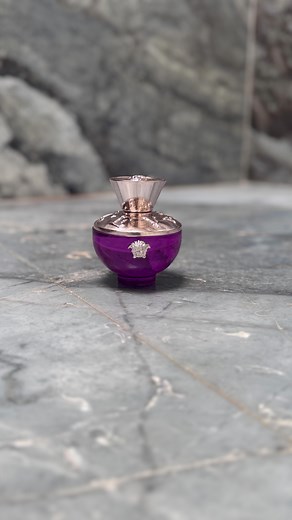 KarenBritChick | Capturing the uniqueness of others is the heart of my street style series on YouTube. Whilst filming my next episode coming soon, I was... | Instagram