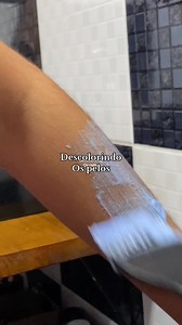 Como descolorir pelos dos braços e pernas com sucesso