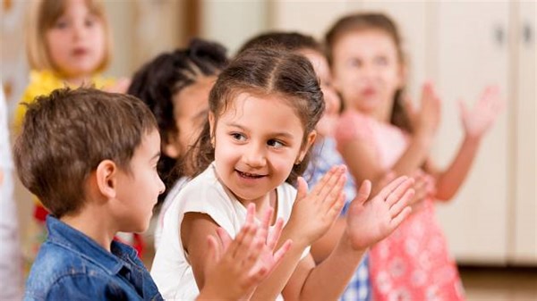 Pohyb, smích a zvučné rýmy: To je tajemství dětských říkanek, vaše dítě zazáří