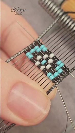 Beadwork for Beginners: Watch This Perfect Loom Row Come to Life