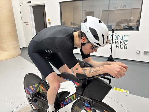 Roka Gen II Elite Aero Short Sleeve tri-suit review | 220 Triathlon