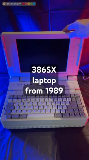 386 SX retro vintage laptop portable computer from 1989 with a grayscale LCD display #retro #laptop