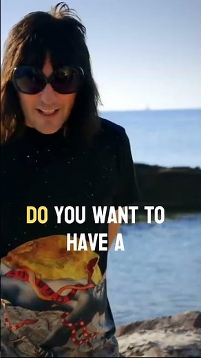 Noel Fielding's hits the Beach | Travel Man