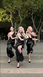 Có lẽ ta chỉ là bạn thôi, những nụ hôn đó ta trao...| Nhân Remix