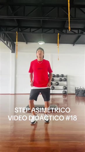 Clase de Aeróbicos con Paso Asimétrico