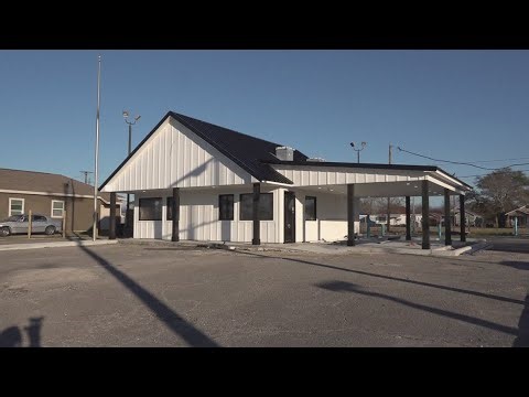 Port Arthur native bringing Frenchy’s Chicken to Gulfway Drive