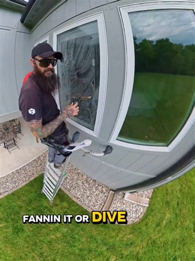 My Small Arms Aren't Long Enough To Clean Two Windows At Once #windowcleaning #windowwashing #cleaningwindows #cleantok #cleaningtiktok