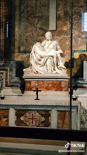 Michelangelo's La Pietà: A Timeless Masterpiece