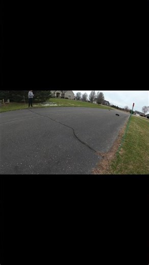 Traxxas Maxx V2 vs Mini Maxx Drag Race! Who Will Win? #automobile #traxxasracing #rccar #axial