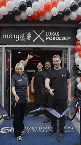 38K views · 147 reactions |  Mangal x Lukas Podolski 10 陵⚽ Döner neu definiert: frisch, lecker und genau so, wie es der Fußballstar liebt. ✨  Ab sofort im Zweibrücken Fashion Outlet – Wen nimmst du mit zu deinem nächsten Döner-Date?  #zwfashionoutlet #zweibrückenfashionoutlet | Zweibrücken Fashion Outlet | Facebook