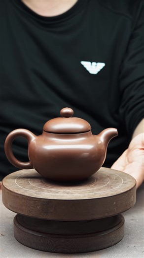 Crafting a Zisha Teapot: A Journey of Patience