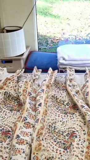 Pinch Pleat curtains to match the pattern 👌