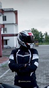 Unleash the storm on every ride with the LS2 FF800 Storm Racer Helmet. Designed for the ultimate performance and protection, this helmet combines cutting-edge aerodynamics with a lightweight shell, offering superior comfort and safety. Featuring a dynamic visor system, excellent ventilation, and a comfortable inner lining, the FF800 ensures a smooth and secure ride. Perfect for racers and riders looking to push their limits, this helmet is your gateway to unparalleled speed and style. . . . This