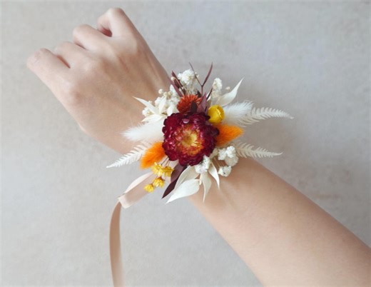 Burgundy & Orange Strawflower Wrist Corsage, Fall Wedding Dried Flower Corsage, Boho Bridal Wrist Flower, Bridesmaid Corsage - Etsy