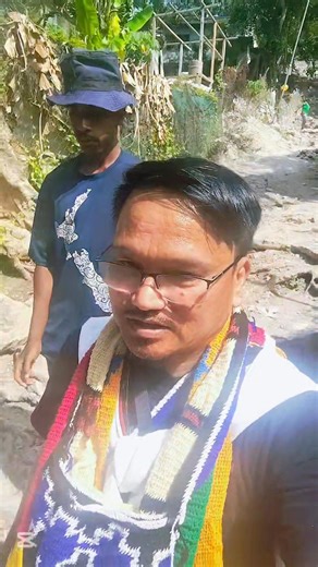 3.3K views · 195 reactions | ❤️ (Part 1 of 4) Mi wantaim sampla boys long Kogeva, Sabama, South side Port Moresby. Mi hamamas stret mi raunraun long hap na bung wantaim na tok stori wantaim ol. They are really good and kind people. I will visit them again later. #mrdelishoes | Mr. Deli Shoes | Facebook