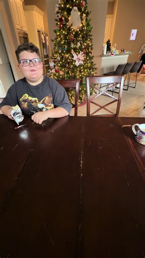 Just ASMR things, you know? #strangerthings #strangerthings5 #asmr #delightfulderek #fyp