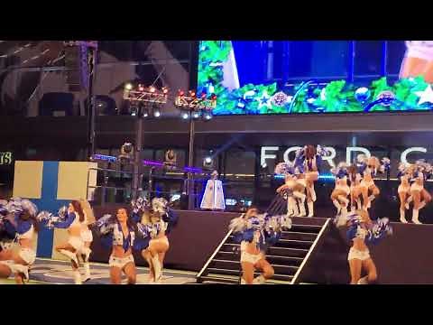 Dallas Cowboys Cheerleaders Christmas Extravaganza 12/21/24 field view