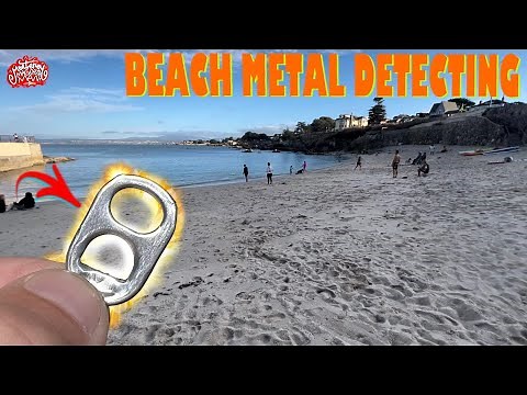 HIGHLY Realistic Beach Metal Detecting at its Finest!! XP DEUS 2