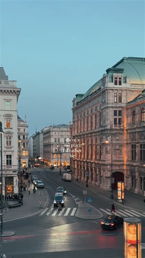 Spring Vibes in Vienna: Discover the Beauty of 17 Degrees
