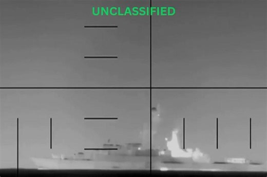 Antras Irano laivas plaukia Šri Lankos link – vienas jau buvo nuskandintas