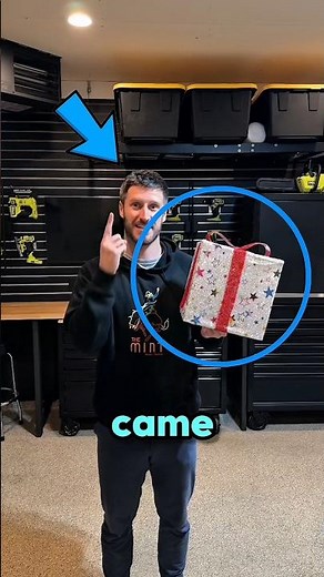 This DIY Christmas Gift Box Looks Magical at Night! 🎁✨