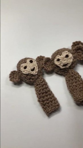 Crochet finger puppets Five little monkeys jumping on the bed nursery rhyme. #kids #nurseryrhymes